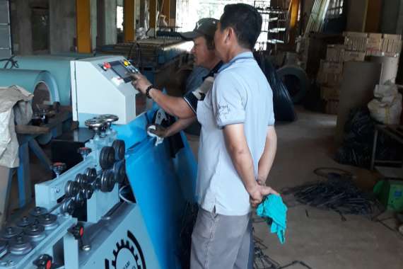Mua máy bẻ đai tự động xây dựng tại Bình Phước