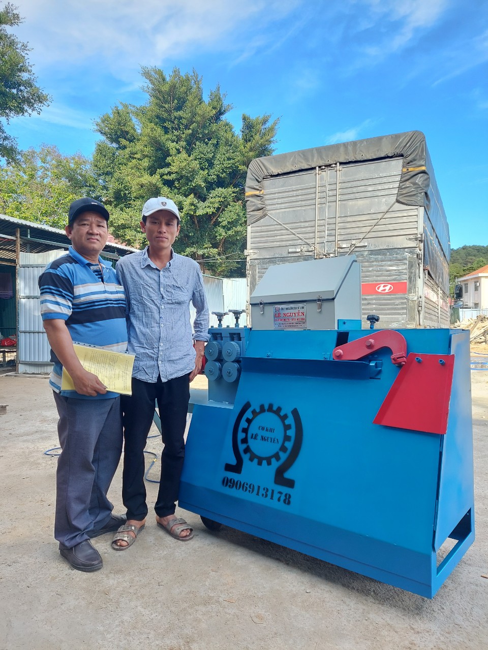 Giá máy bẻ đai sắt tại Lâm Đồng của công ty Lê Nguyễn